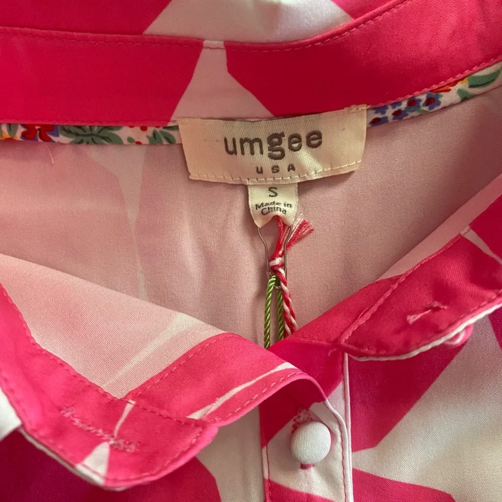 Umgee Pink and White Geometric Peplum Button Front Top - Picture 5 of 10